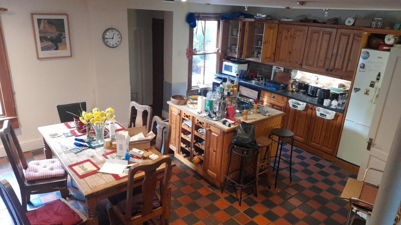 Annesley Park-Homestay Ap Дъблин Екстериор снимка
