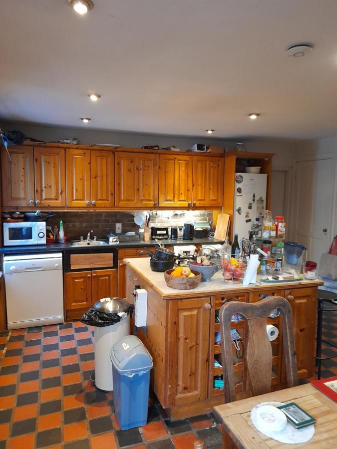 Annesley Park-Homestay Ap Дъблин Екстериор снимка