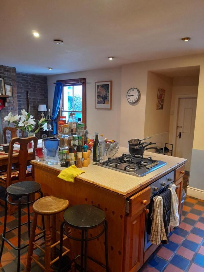 Annesley Park-Homestay Ap Дъблин Екстериор снимка