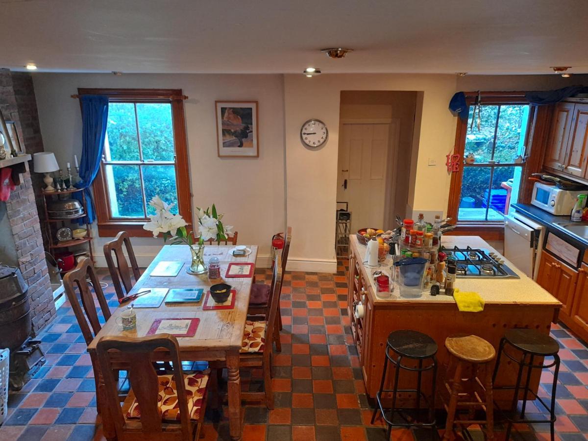 Annesley Park-Homestay Ap Дъблин Екстериор снимка