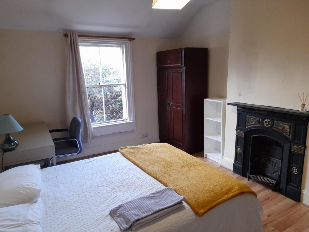 Annesley Park-Homestay Ap Дъблин Екстериор снимка