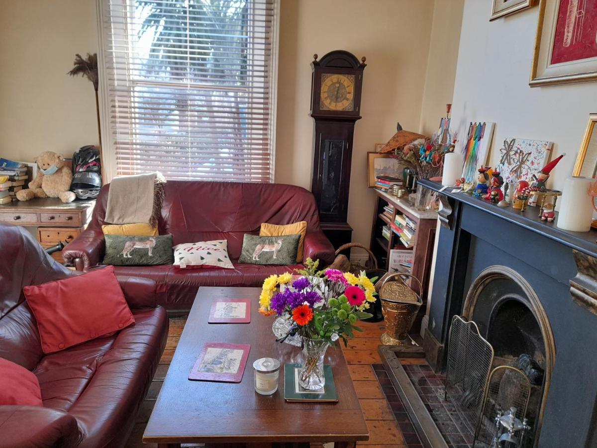 Annesley Park-Homestay Ap Дъблин Екстериор снимка