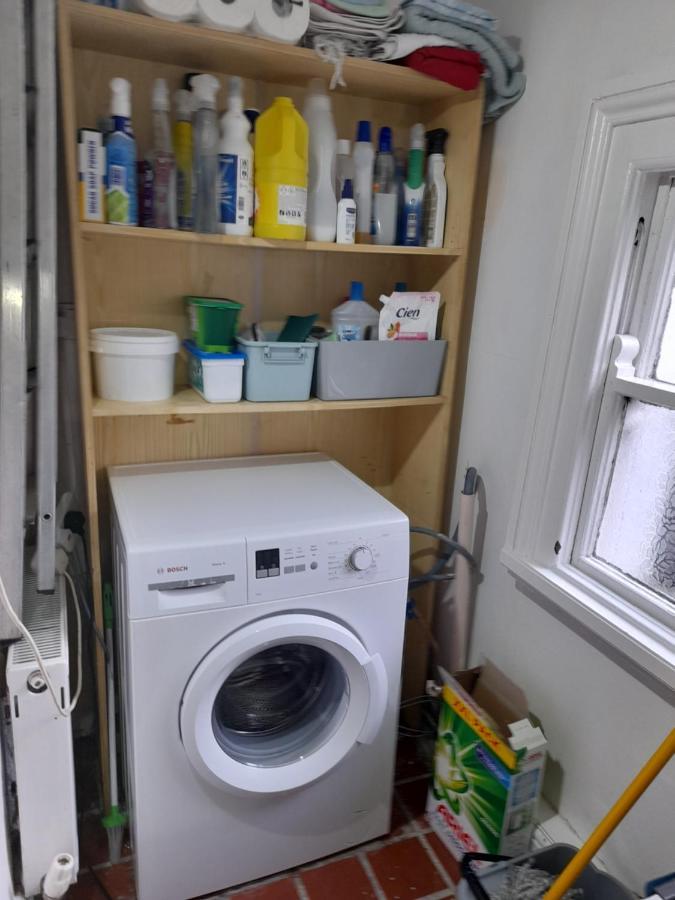 Annesley Park-Homestay Ap Дъблин Екстериор снимка