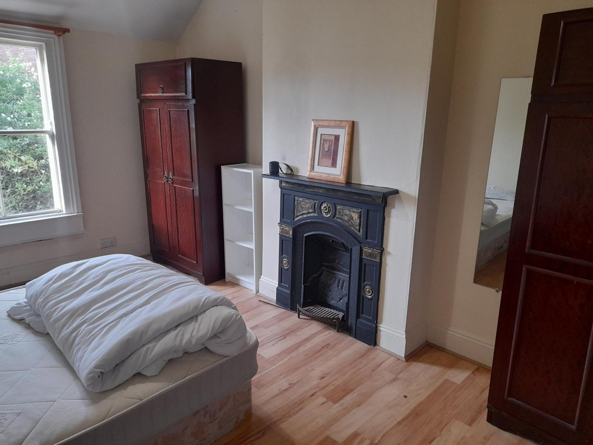 Annesley Park-Homestay Ap Дъблин Екстериор снимка