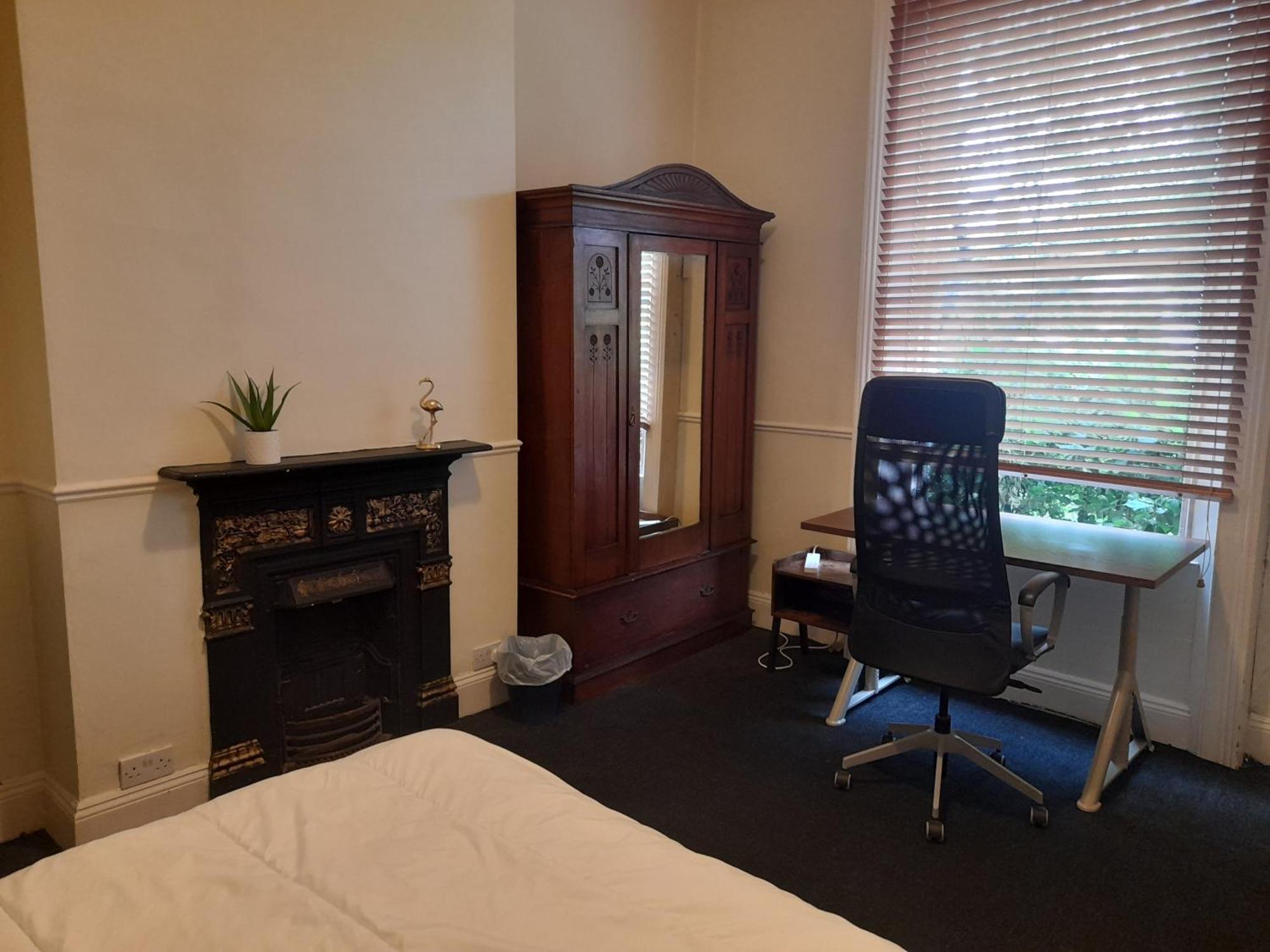 Annesley Park-Homestay Ap Дъблин Екстериор снимка